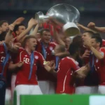 Hình ảnh Bayern Munich nâng cao chiếc cúp Champions League 2013