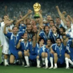 Hình ảnh đội tuyển Hy Lạp vô địch World Cup 2004, những chiến binh xanh trắng đầy tự hào và quyết tâm