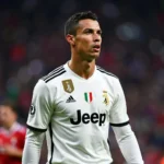 Ronaldo ra mắt Juventus