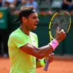 Nadal vượt khó tại Roland Garros